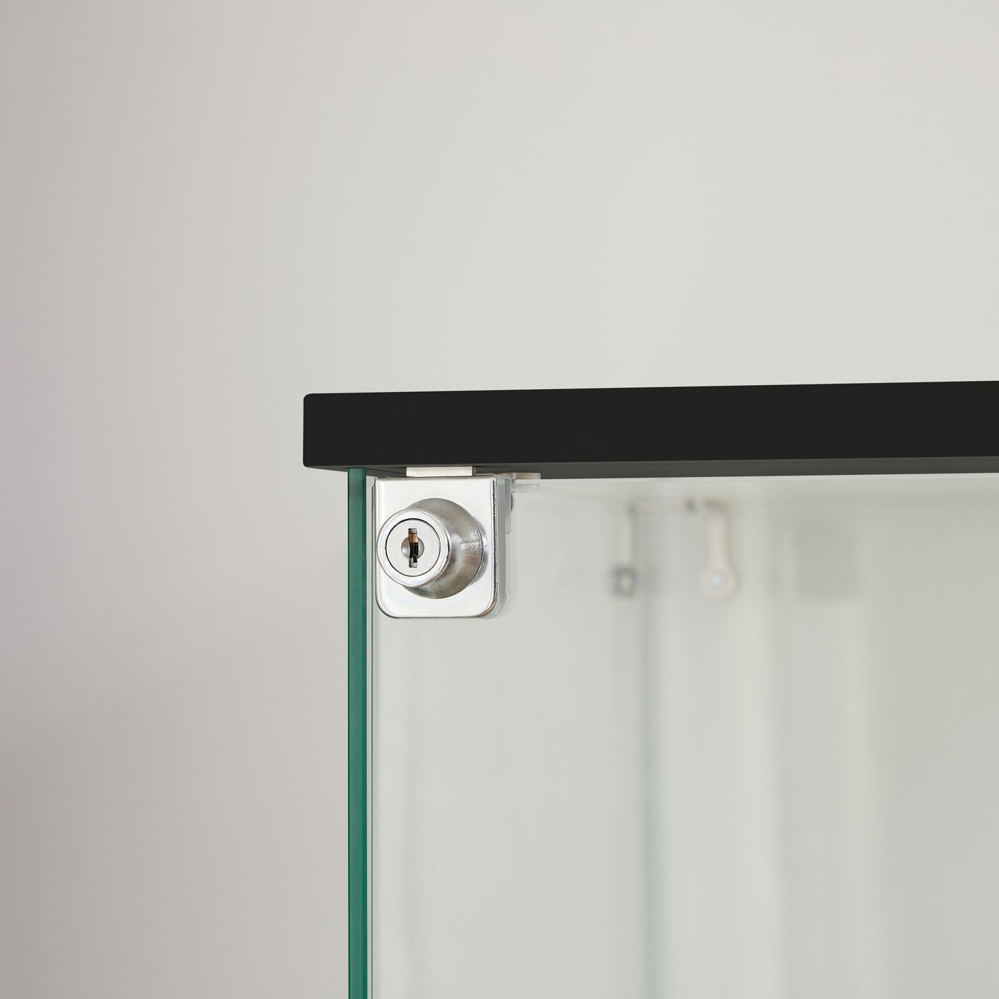 4 Tier Glass Curio Cabinet, Single Door Glass Cabinet with Lock and Wheels, Black