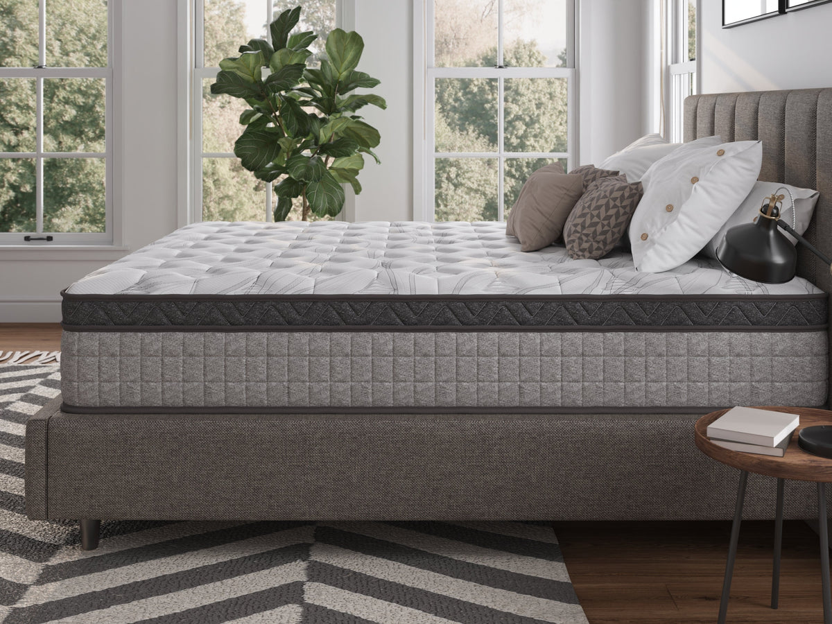 Ashlyn 12" Diamond Innerspring Hybrid and Cooling Gel Memory Foam Mattress, Twin