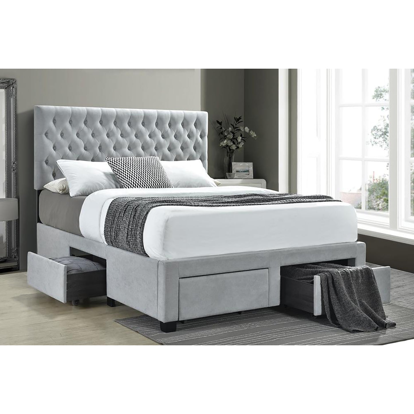 Lasher Light Grey Tufted 4-drawer Queen Storage Bed