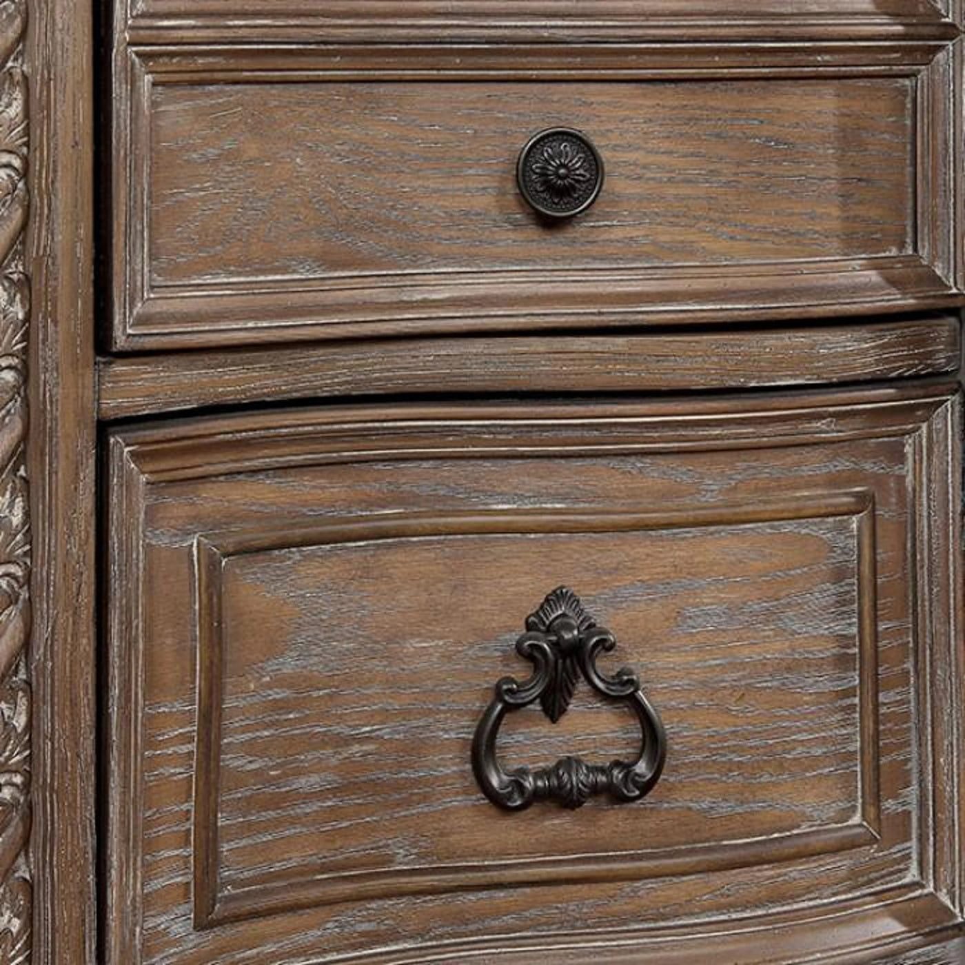 Logan Rustic Traditional 3-Drawer Solid Wood Nightstand with Bronze Knobs