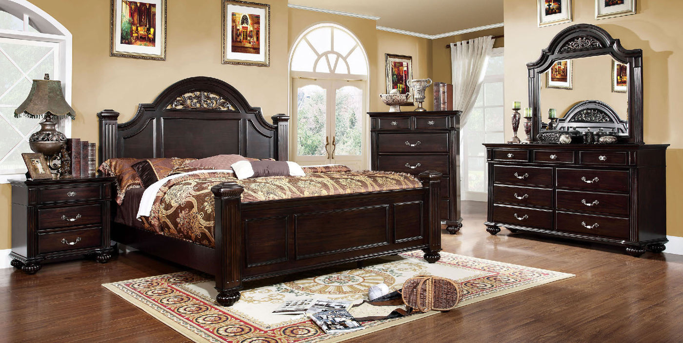 Liam Traditional 3-Drawer Solid Wood Nightstand in Dark Walnut